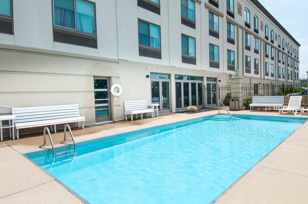 Four Points By Sheraton Columbus-Polaris Екстериор снимка