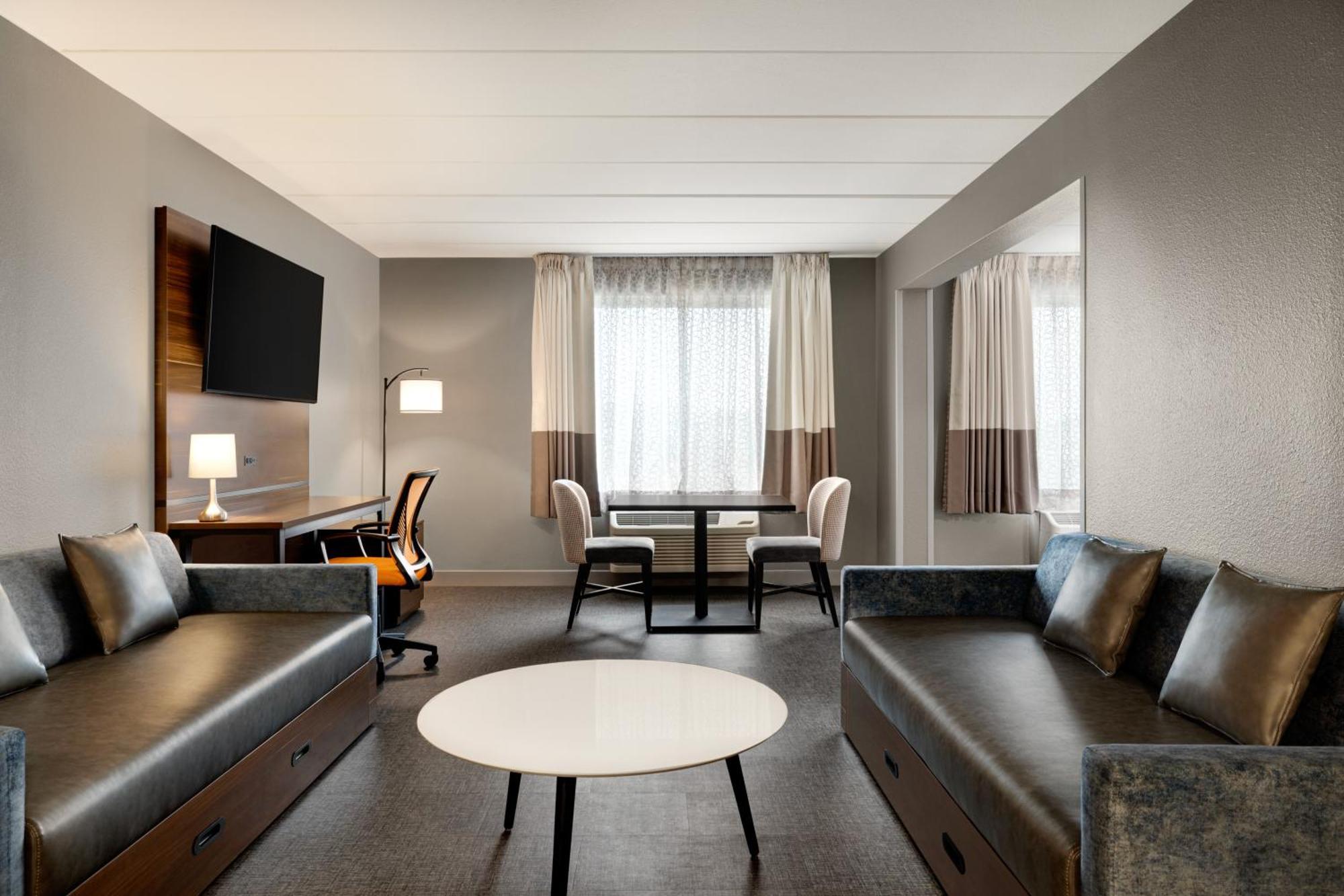 Four Points By Sheraton Columbus-Polaris Екстериор снимка
