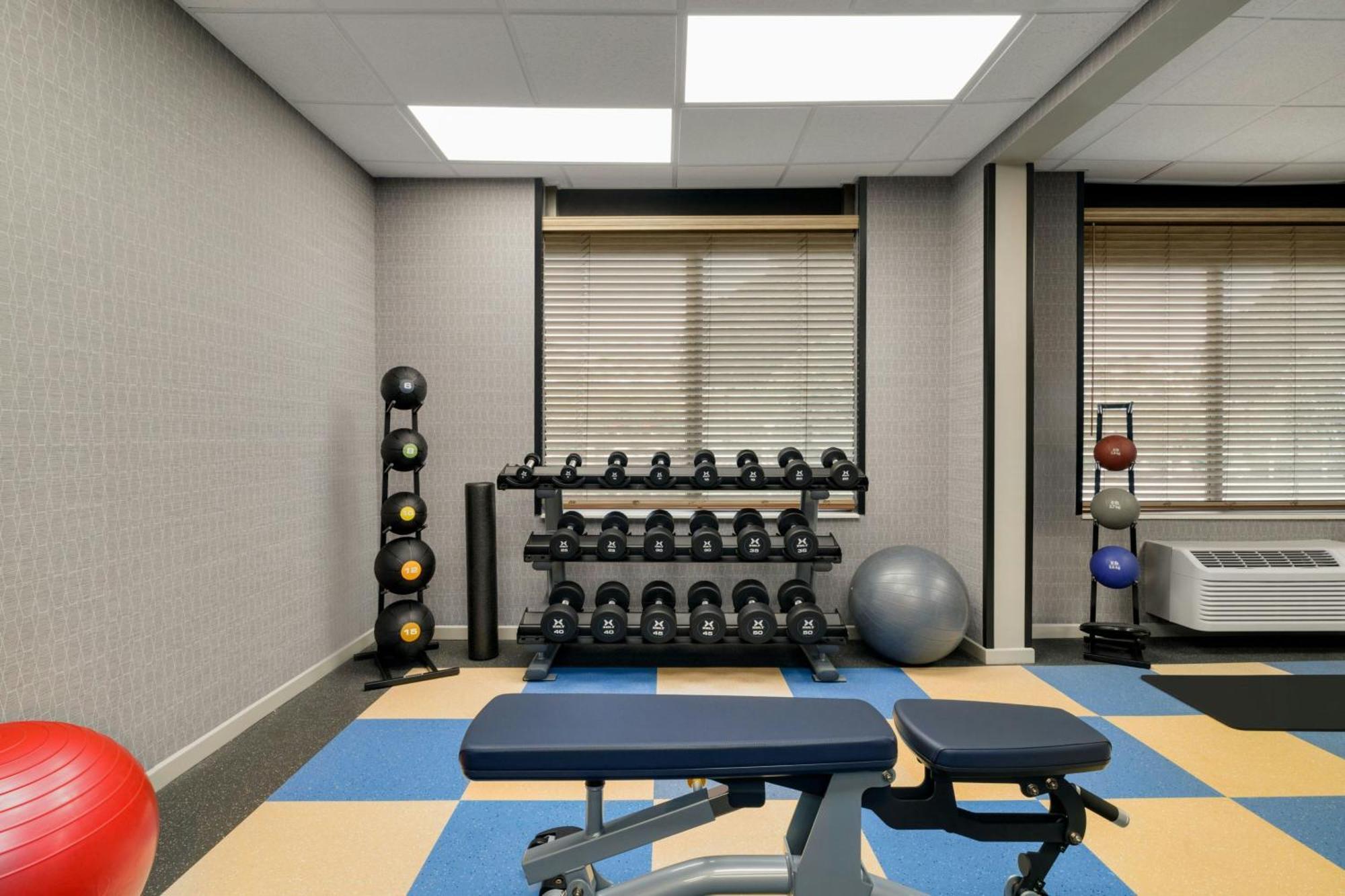 Four Points By Sheraton Columbus-Polaris Екстериор снимка